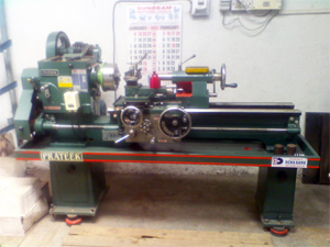 Precision Lathe Machine
